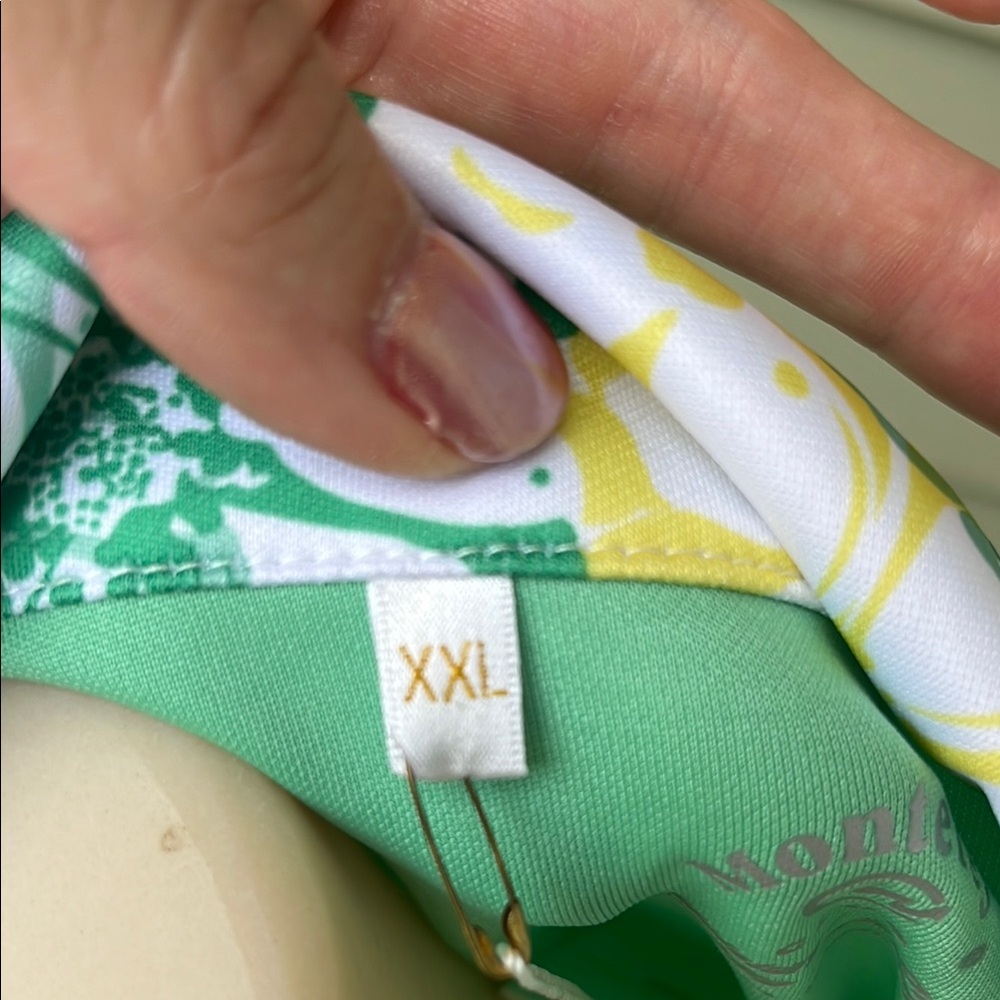 New Monterey Bay Green Short Sleeve Blouse - Picture 3 of 16